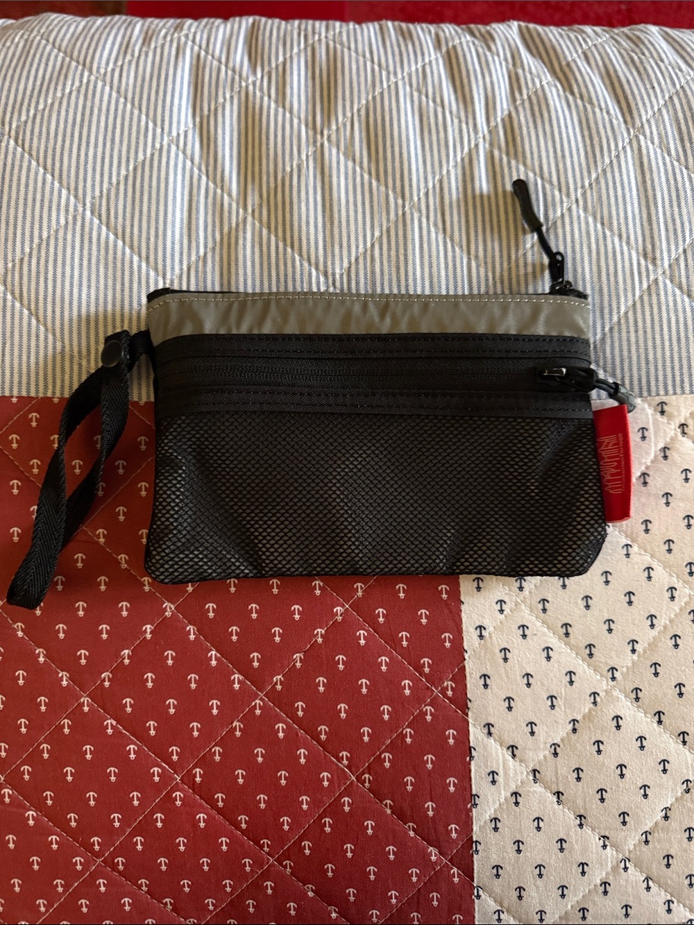 Manhattan Portage-Luminosity Pouch - Picture 5 of 6